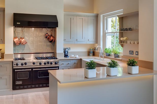 u-shaped-kitchen-layout