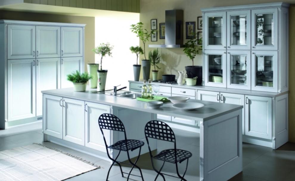 white-kitchen-cabinets-formaldehyde-free-plywood