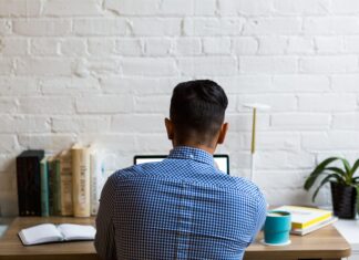 10 Ways to Stay Productive When Staying At Home During COVID19