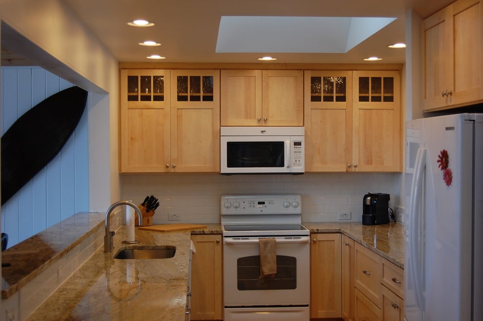 shaker kitchen cabinets