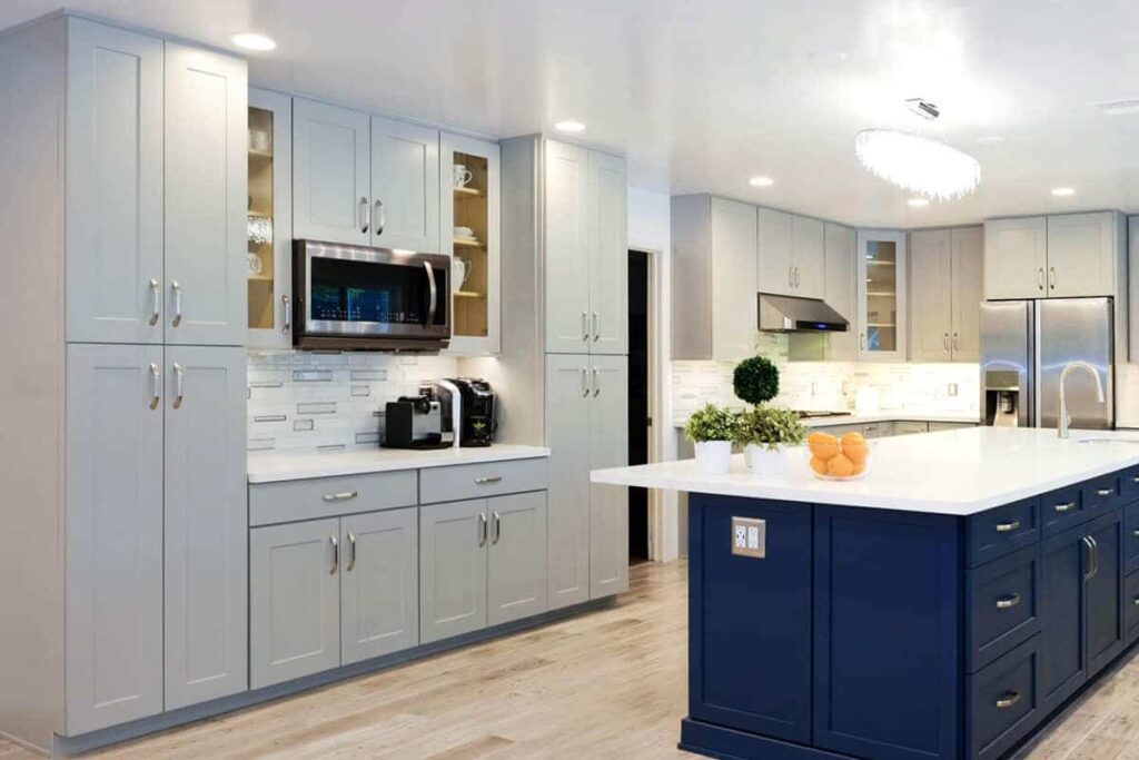 shaker kitchen cabinets