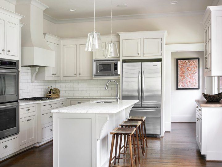 white shaker kitchen island