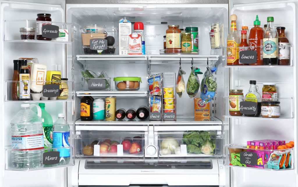 kitchen organization clean fridge