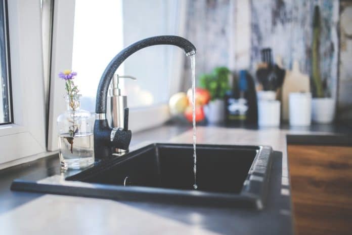 Tips for choosing the right kitchen sink size