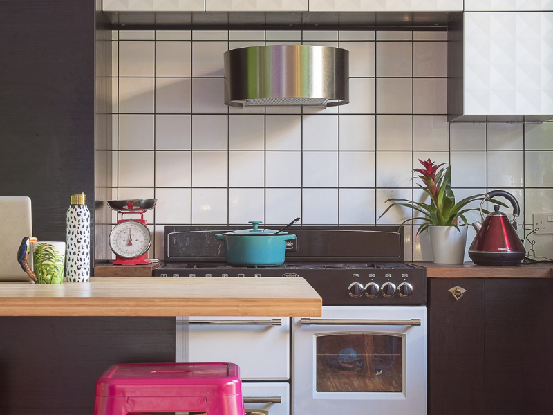 retro-chic kitchen