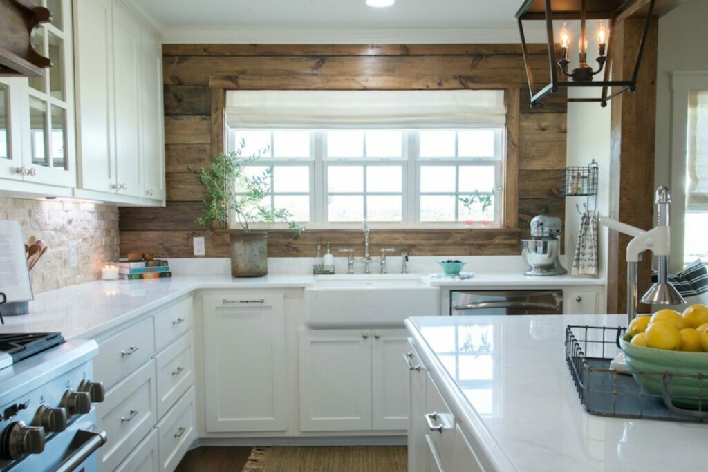 farmhouse style kitchen