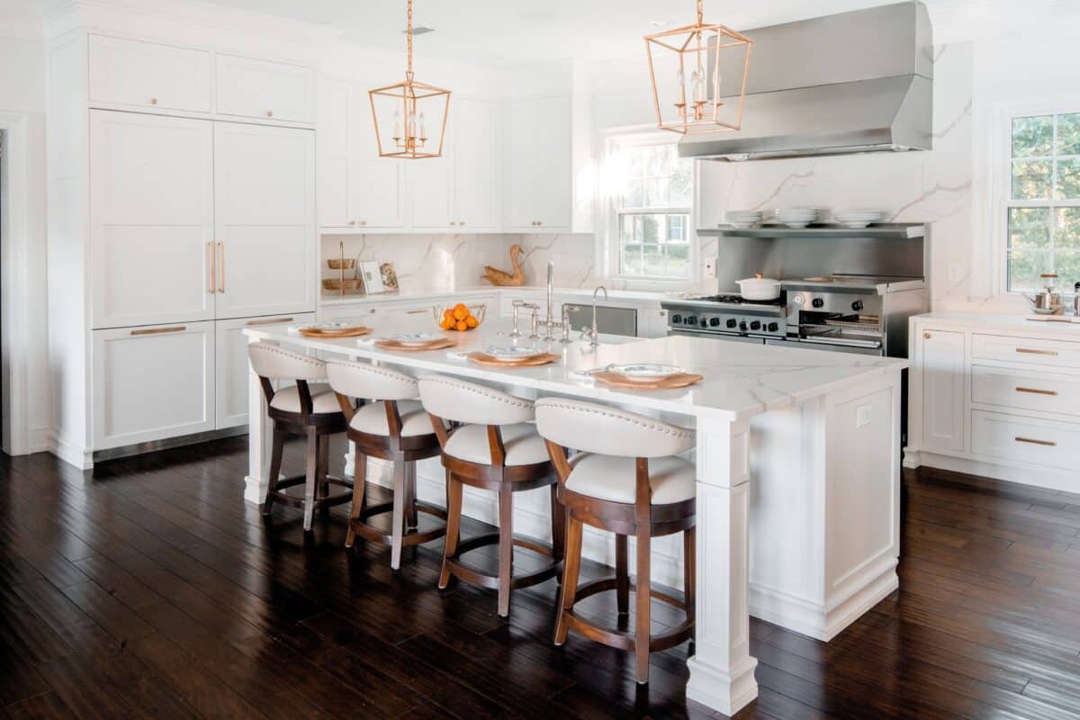 transitional kitchen