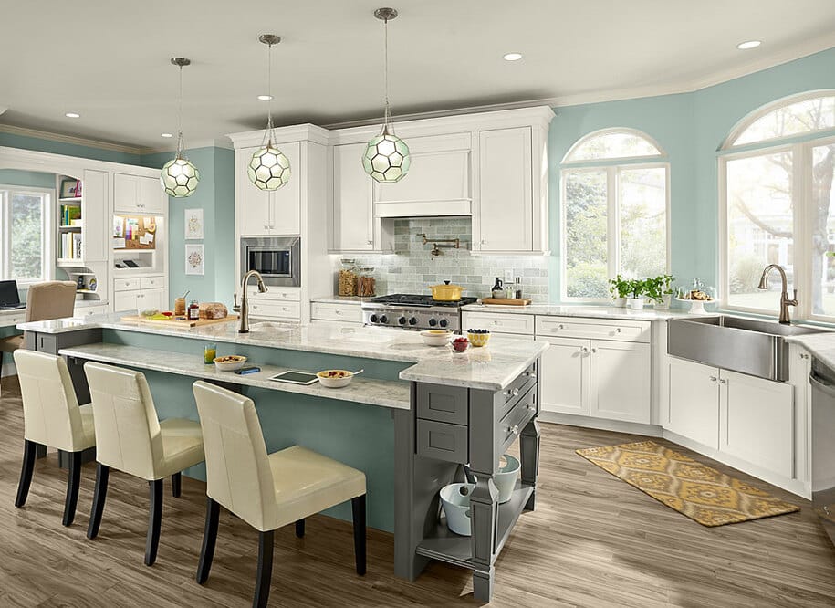 transitional kitchen