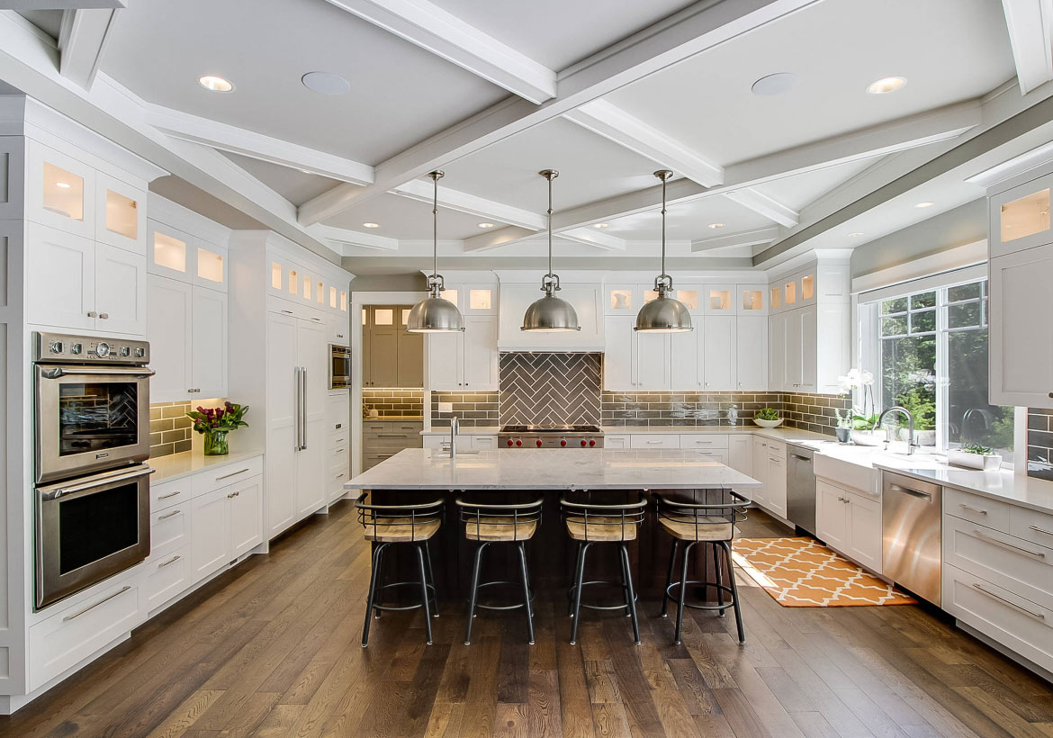 transitional kitchen