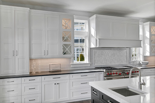 transitional kitchen