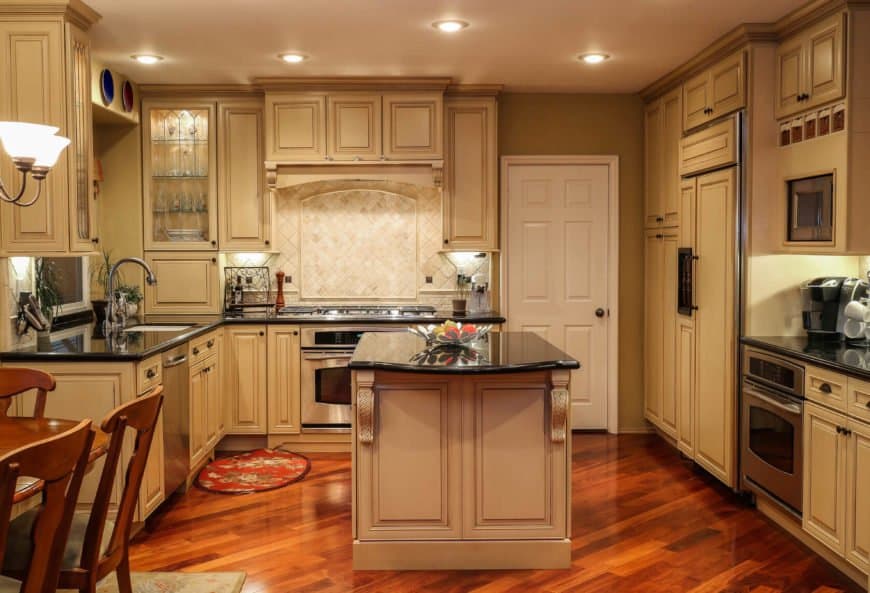 Mediterranean-Style Kitchen