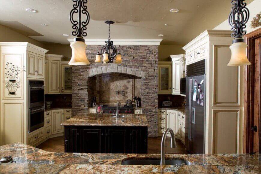 Mediterranean-Style Kitchen