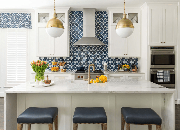 White Kitchen Backsplash